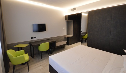 Superior Single Room