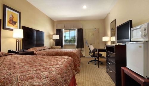 Room, 2 Queen Beds, Smoking