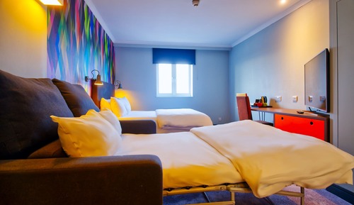 Family Room (1 Double bed and 1 Double Sofa Bed)
