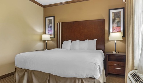 Suite, Multiple Beds, Accessible, Bathtub (with Sofabed)
