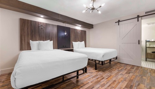 Suite, 1 King Bed, Non Smoking, Kitchen (Living Room, Full Kitchen)