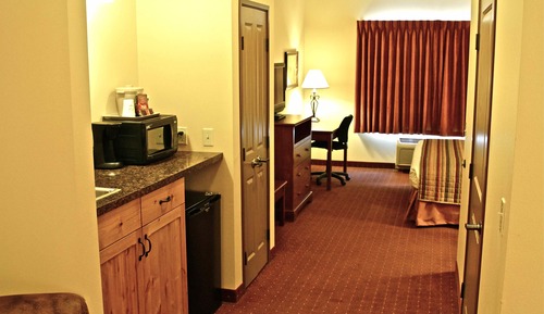 Suite, 1 King Bed with Sofa bed, Accessible