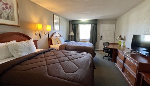 Standard Room, 2 Queen Beds, Smoking