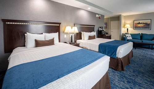 Suite, 2 Queen Beds, Non Smoking
