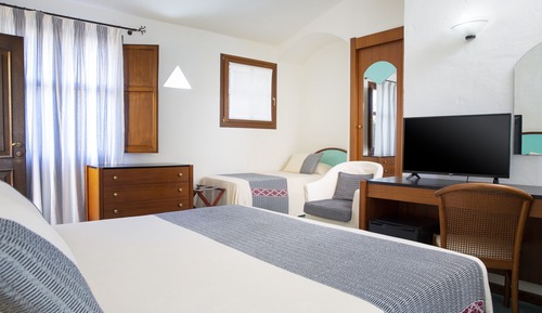 Triple Room