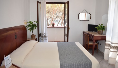 Superior Double Room, Balcony, Partial Sea View