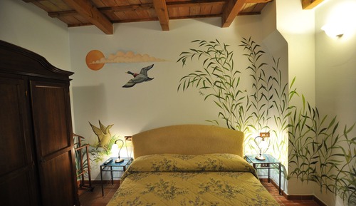 Junior Suite, 1 Queen Bed, Non Smoking, Garden View