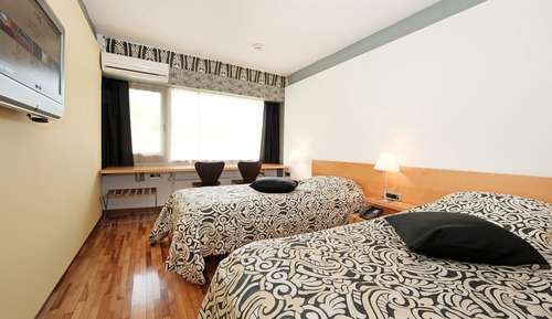 Triple Room, 1 Bedroom, Private Bathroom, Garden View