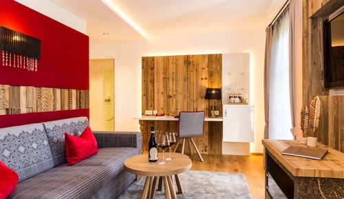 Traditional Suite