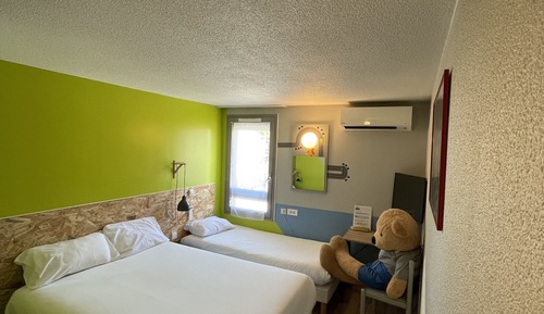 Triple Room