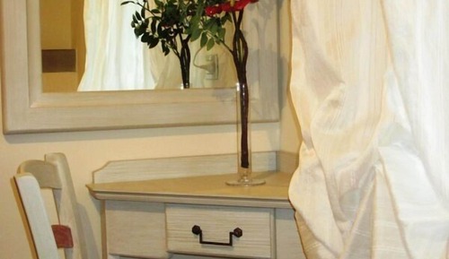Single Room, Private Bathroom