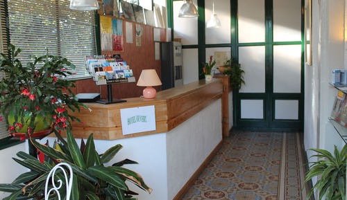 Standard Twin Room, Shared Bathroom
