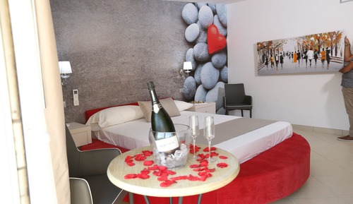 Luxury Suite, 1 Bedroom, Jetted Tub