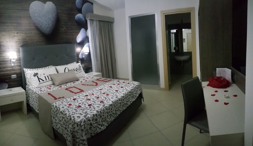 Junior Suite, 1 Bedroom, Private Bathroom, Mountainside