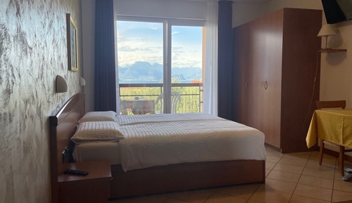 Standard Double Room, 1 Bedroom, Balcony, Lake View