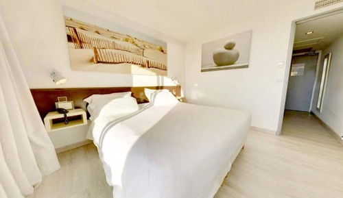 Double Room, Partial Sea View