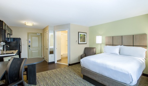 Studio Suite, 1 Queen Bed