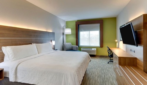 Standard Room, 1 King Bed