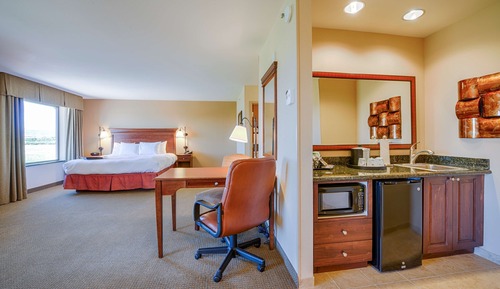 King Suite, Studio