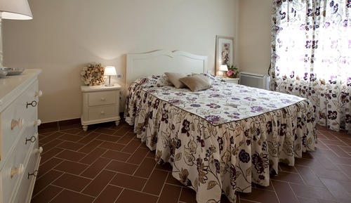 Senior Apartment, 2 Bedrooms, Accessible, Kitchen