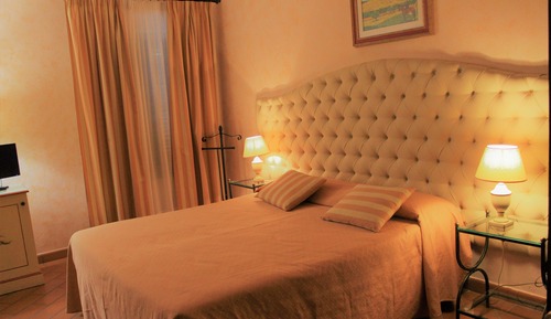 Classic Double Room