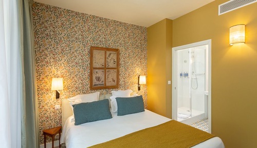Classic Double Room