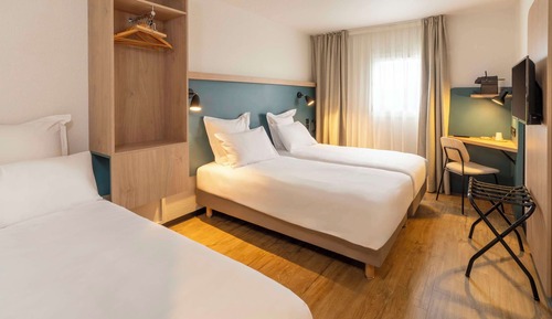 Family Room, Multiple Beds, Non Smoking