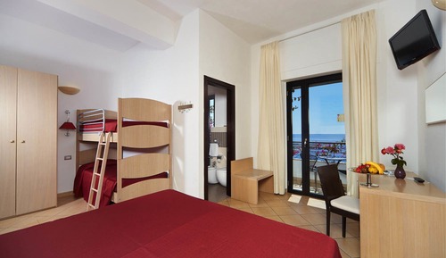 Superior Quadruple Room, Balcony, Ocean View