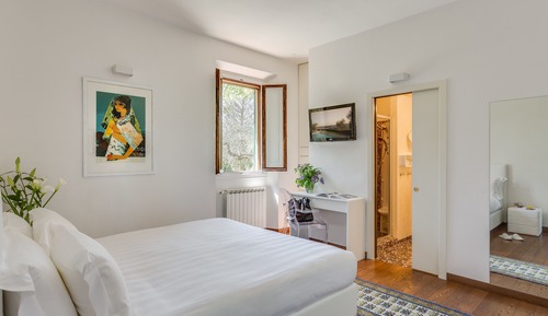 Deluxe Triple Room, Annex Building