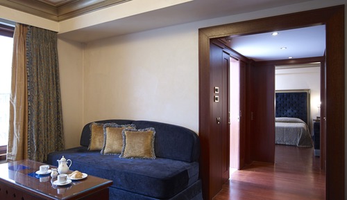 Suite
