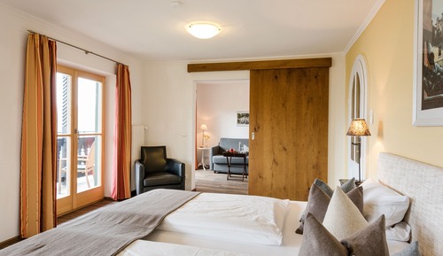 Senior Suite, 1 Bedroom, Balcony, Lake View