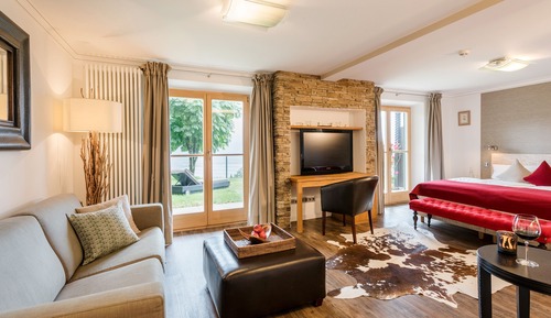 Junior Suite, 1 Bedroom, Lake View