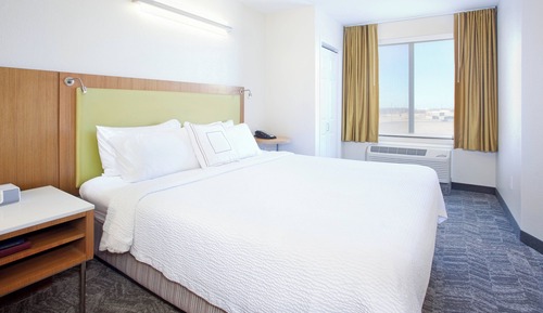 Suite, 1 King Bed with Sofa bed (Mobility/Hearing Accessible, Tub)