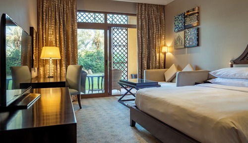 Deluxe Room, 1 King Bed