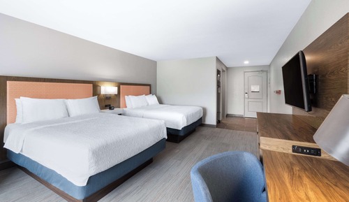 Two Queen Beds, Non-Smoking