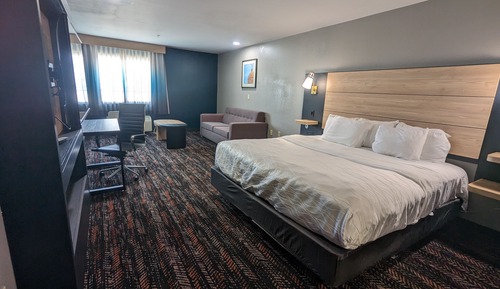 Deluxe Room, 1 King Bed, Non Smoking (Deluxe Executive Room)