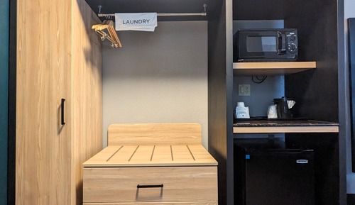 Room, 2 Queen Beds, Non Smoking