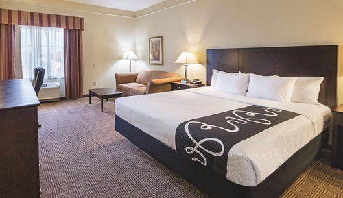 Deluxe Room, 1 King Bed, Non Smoking