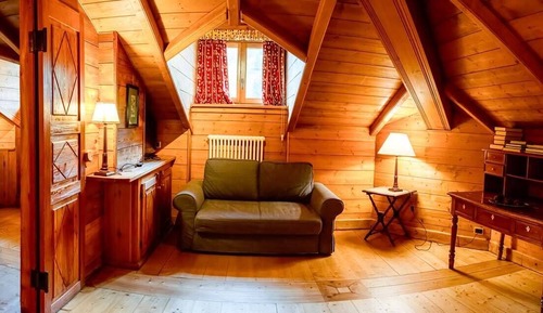 Room Prestige
