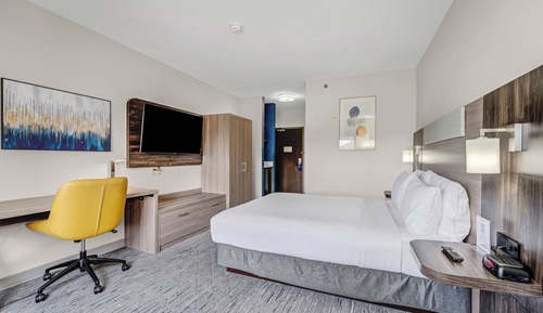 Standard Room, 1 Queen Bed