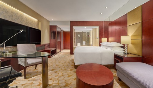 Executive Room, 1 King Bed, Balcony