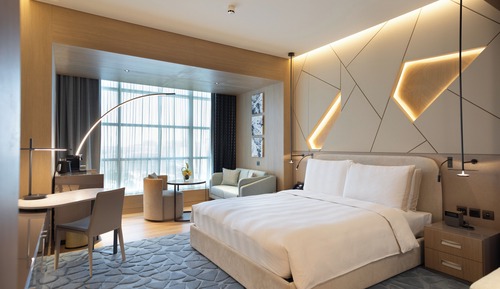 Premium Room, 1 King Bed, City View