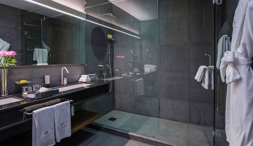 Suite, 1 Bedroom (Diplomatic)