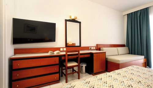 Standard Twin Room, Garden View