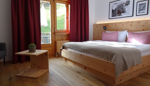 Comfort Double Room, 1 Double Bed, Patio, Mountain View