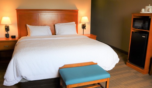 One King Bed, Non-Smoking, Accessible