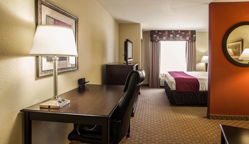 Suite, 1 King Bed, Non Smoking