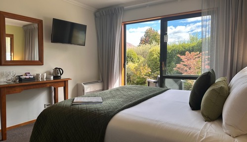 Superior Room, 1 King Bed