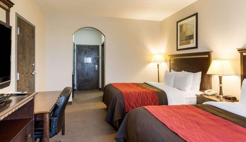 Standard Room, 2 Queen Beds, Non Smoking
