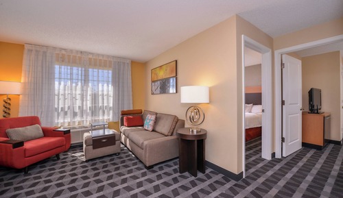 Suite, 2 Bedrooms (Hearing Accessible)